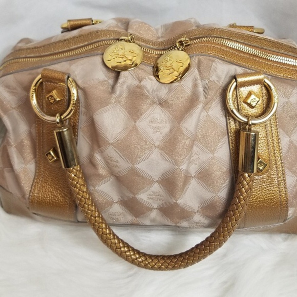 MCM bag. EUC.